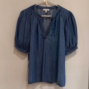 Current Air Los Angeles Size M Blue Chambray V-Neck Peasant Blouse